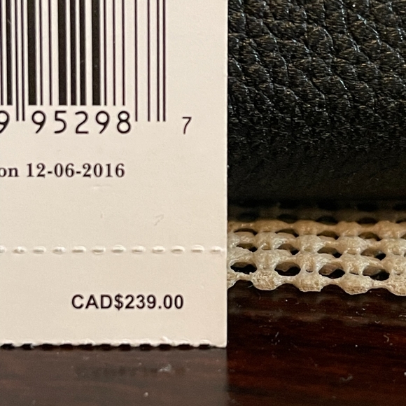 BNWT KATE SPADE WRIST PURSE - Picture 1 of 3